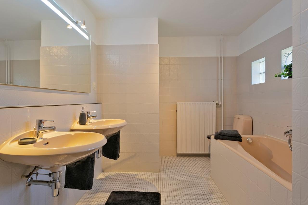 Detached villa with 6 bedrooms - Image 17