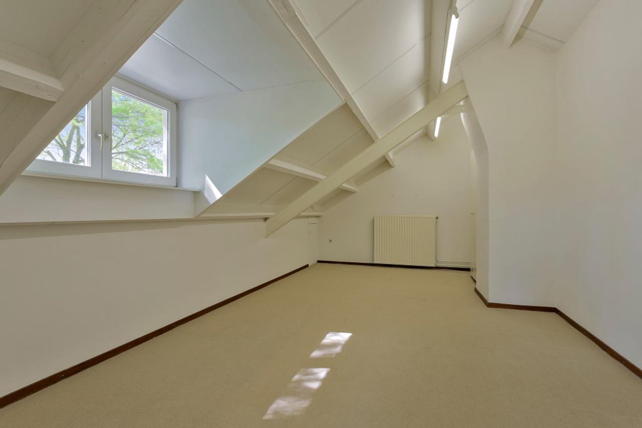 Detached villa with 6 bedrooms - Image 19