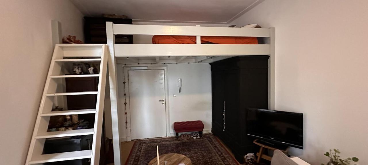 Studio in the heart of Doorn with a bath - Image 1