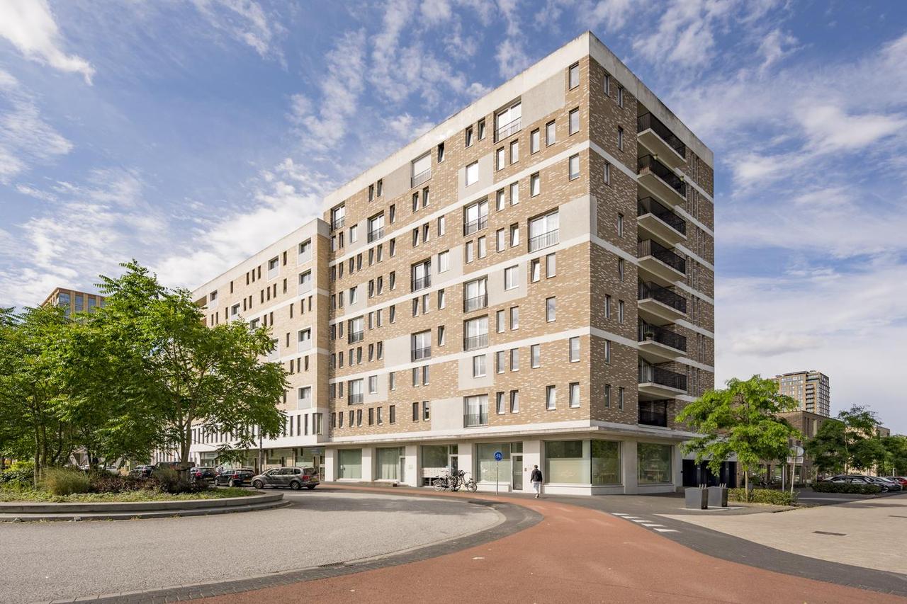 3-kamerappartement met zonnig balkon - Afbeelding 1