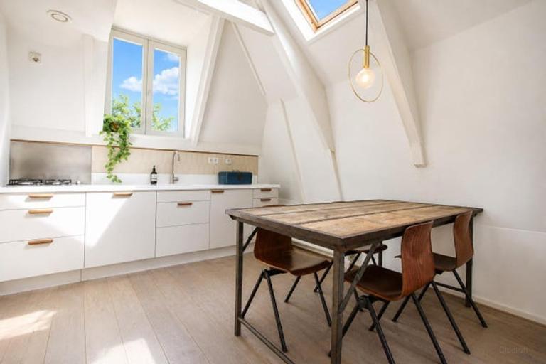 Dakappartement met dakterras in Zeeheldenbuurt - Afbeelding 6