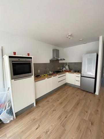 4-room apartment with balcony in Osdorp - Image 5