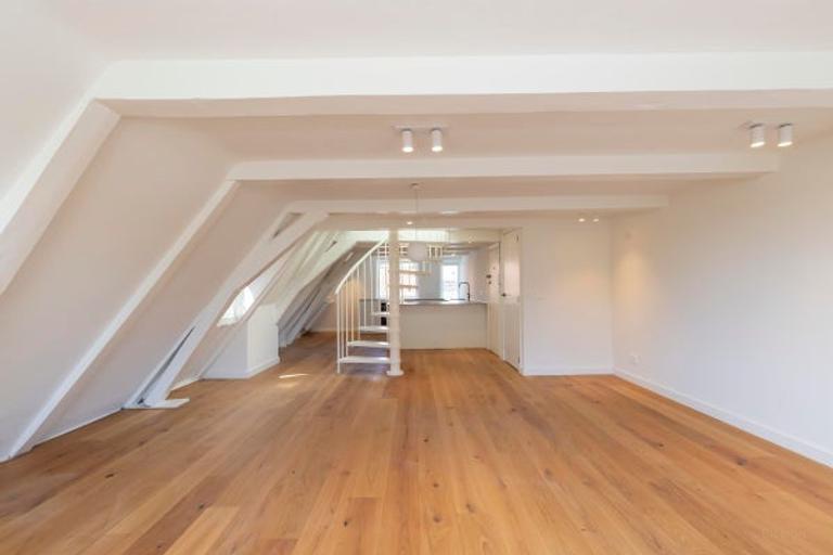 Double upper-floor apartment with terrace on the Singel - Image 15
