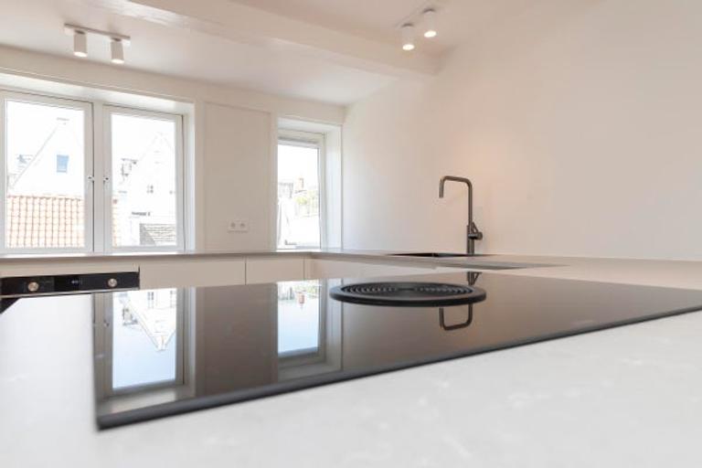 Double upper-floor apartment with terrace on the Singel - Image 18
