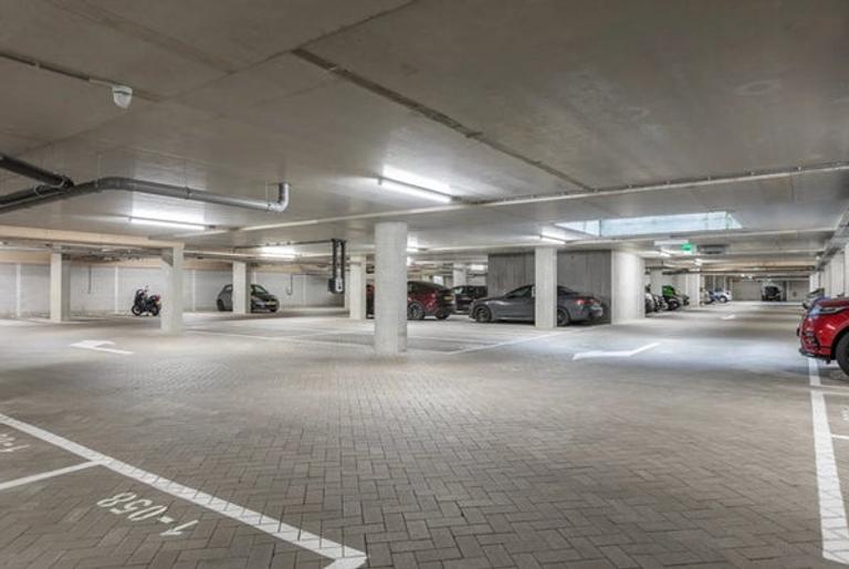 97 m² apartment with parking space on Strijp-S - Image 7