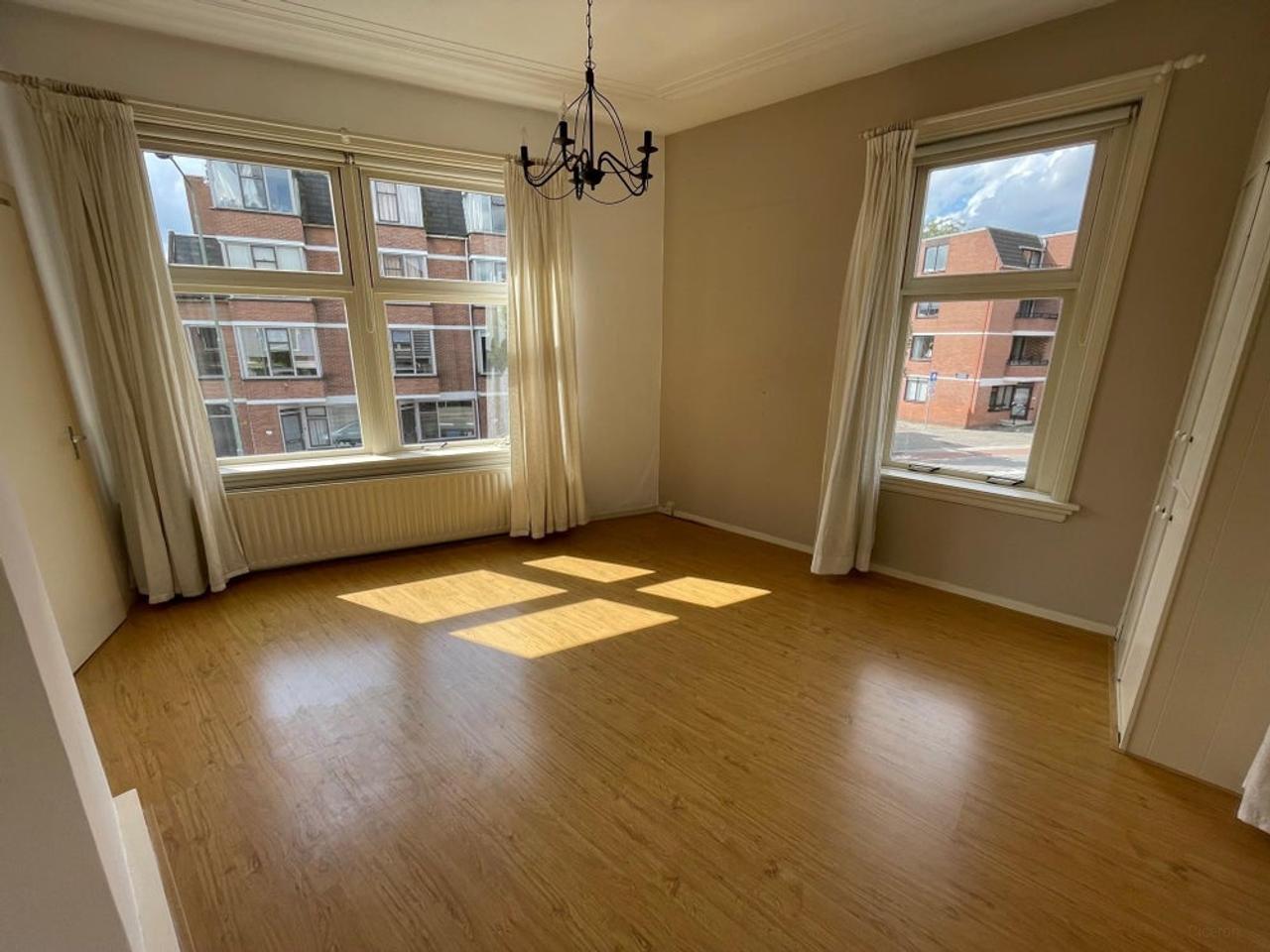 2-kamerappartement met balkon - Afbeelding 1
