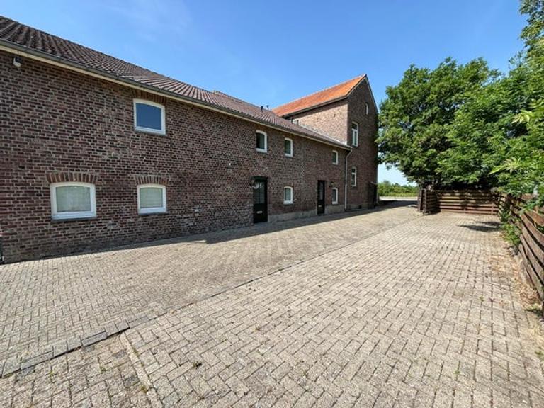 115 m² apartment with 2 bedrooms - Image 16