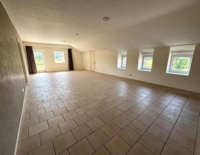 115 m² apartment with 2 bedrooms - Image 4