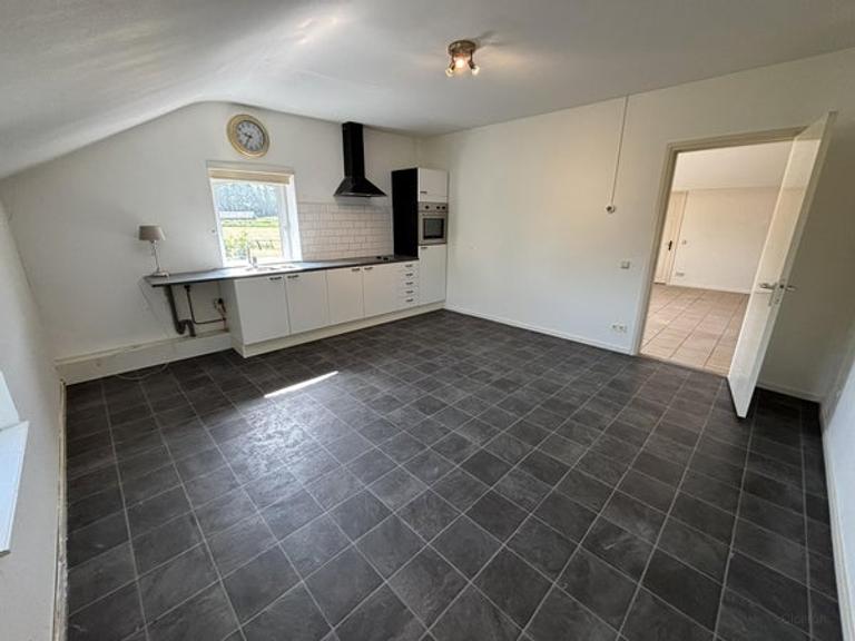115 m² apartment with 2 bedrooms - Image 8
