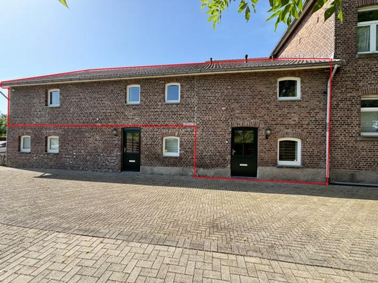 115 m² apartment with 2 bedrooms - Image 2