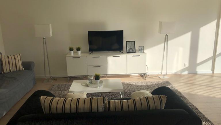 Renovated 85m² apartment on Weena - Image 15