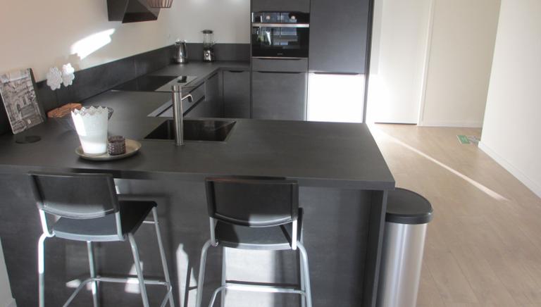 Renovated 85m² apartment on Weena - Image 7