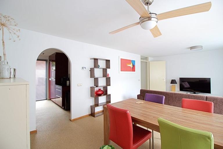 Furnished house with garden in Tilburg - Image 4