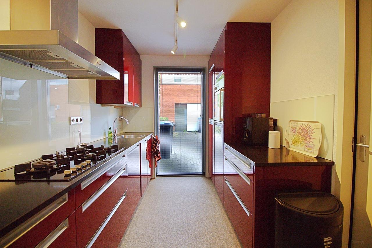 Furnished house with garden in Tilburg - Image 15