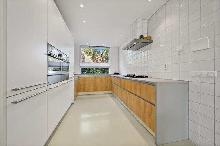 Family home (162m²) in The Hague - Image 12