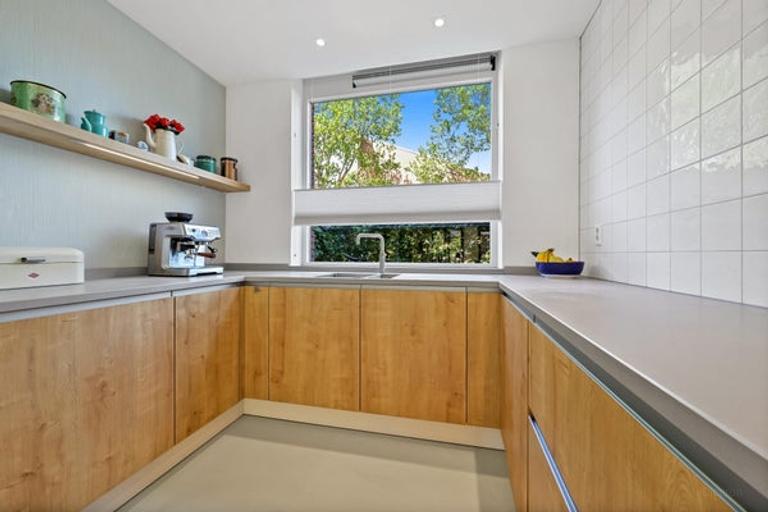 Family home (162m²) in The Hague - Image 14