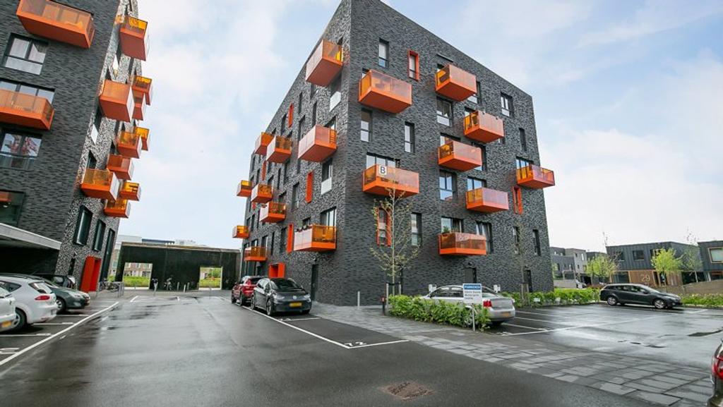 3-room apartment with southwest-facing balcony - Image 1