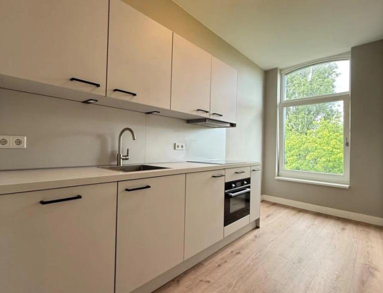 135m² Apartment on Mauritsweg - Image 13