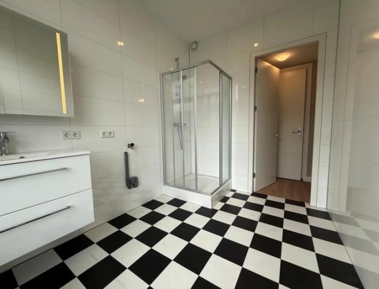 135m² Apartment on Mauritsweg - Image 19