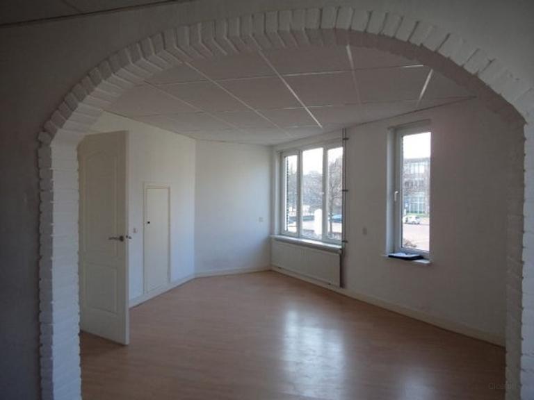 65 m² apartment directly on the Markt in Geleen - Image 6