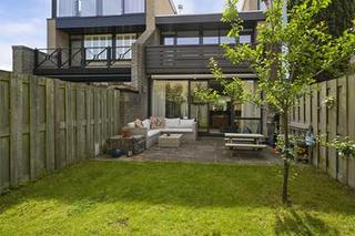 Family Home of 112 m² on the Water in Wassenaar - Image 3