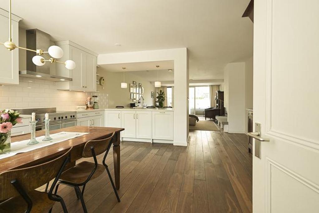 Family Home of 112 m² on the Water in Wassenaar - Image 2