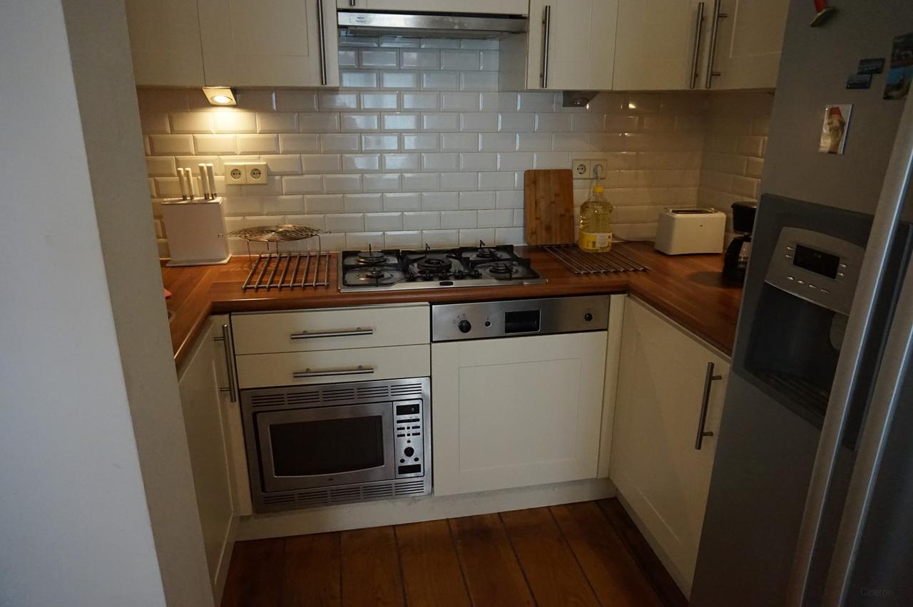 80m² apartment in Binnenstad-Oost - Image 5