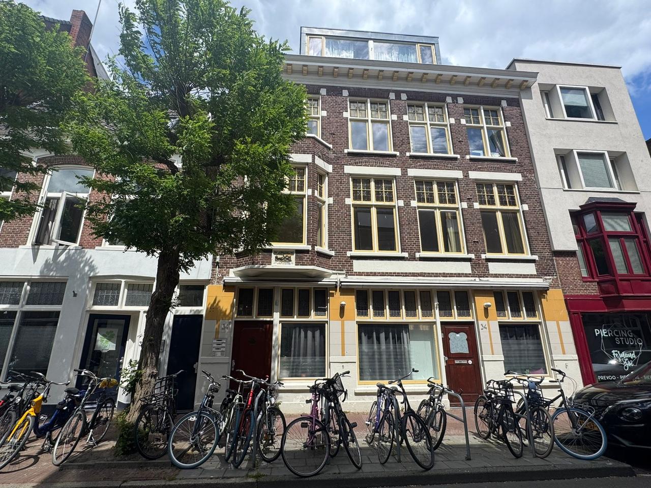 80m² apartment in Binnenstad-Oost - Image 1