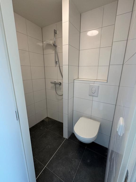 Bright room with kitchen in Helpman - Image 13