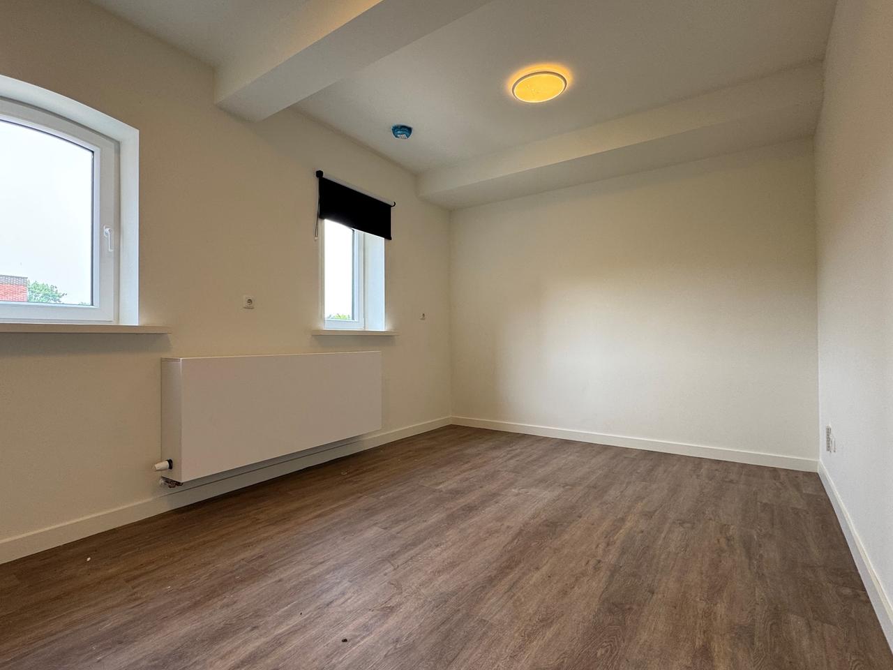 Bright room with kitchen in Helpman - Image 7