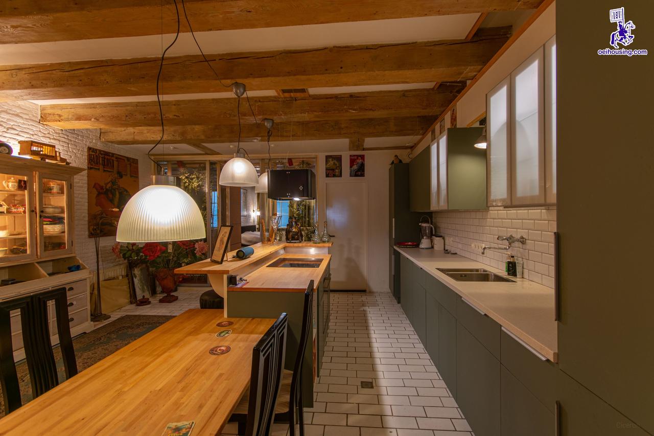 Furnished loft on Oudezijds Kolk - Image 11