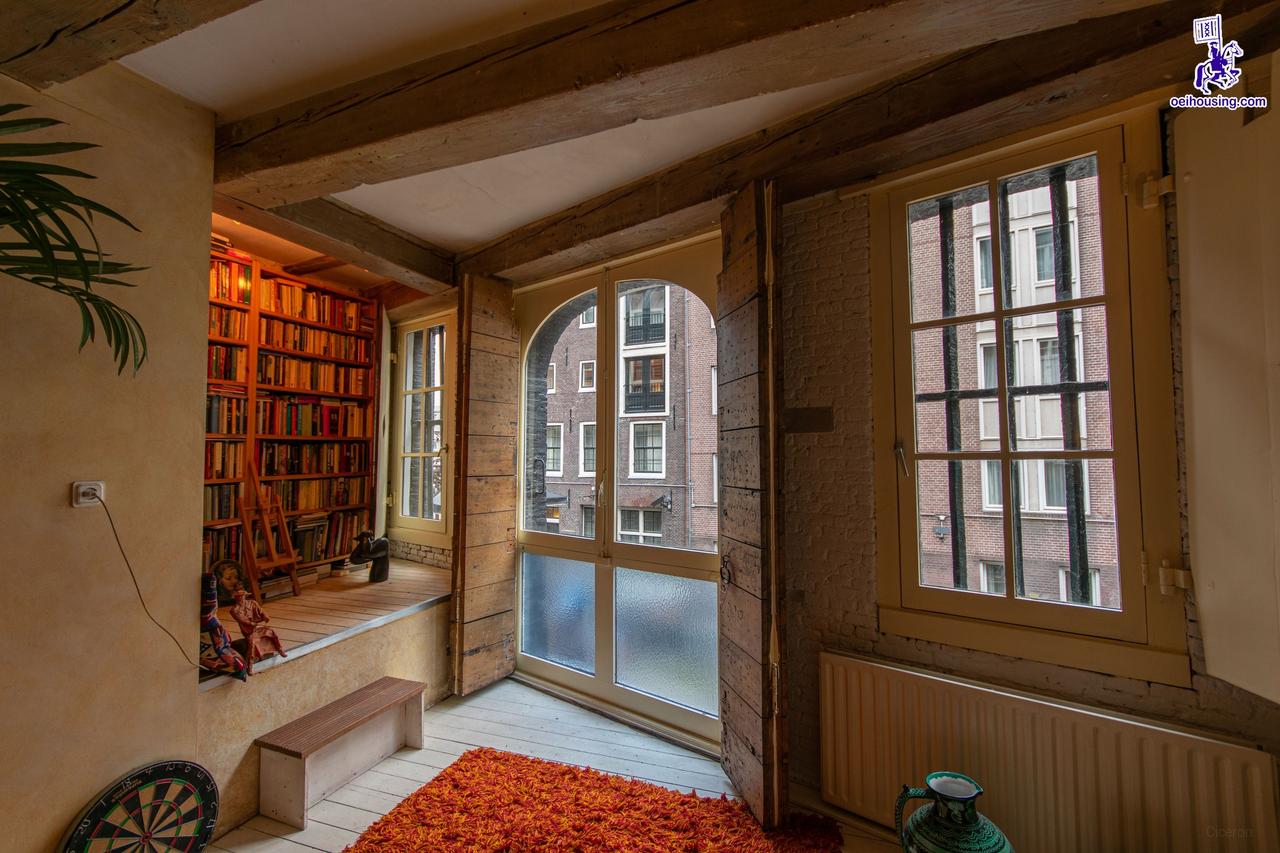 Furnished loft on Oudezijds Kolk - Image 4