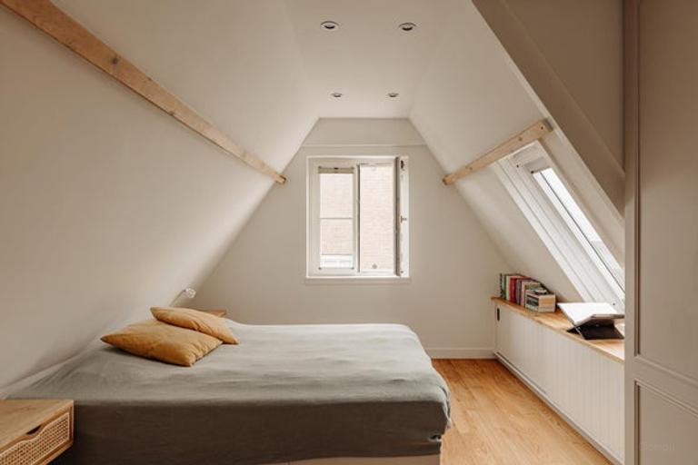 Gas-free, double upper house in the Jordaan - Image 17