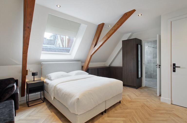 Furnished 55m² Studio in De Weteringschans - Image 9