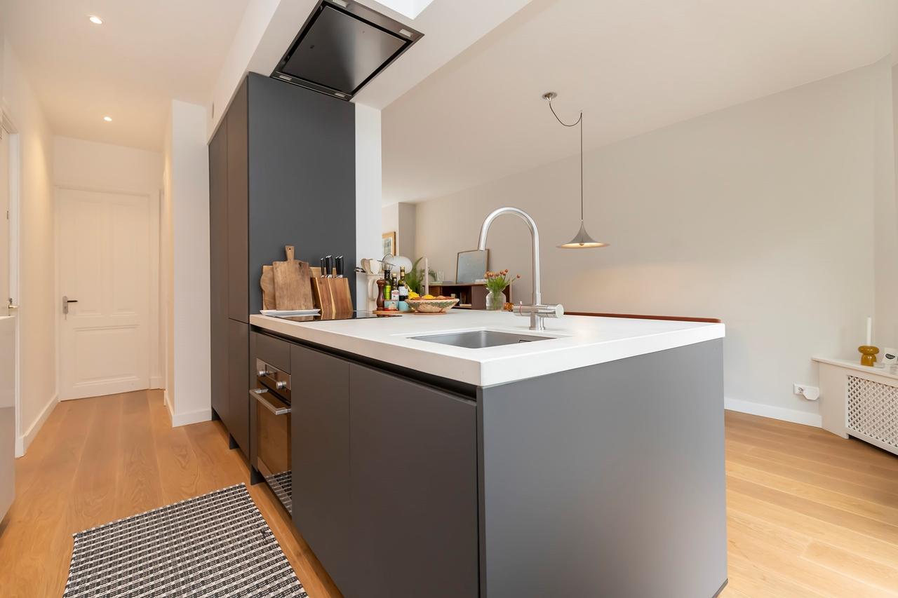 Furnished living in the Helmersbuurt - Image 14