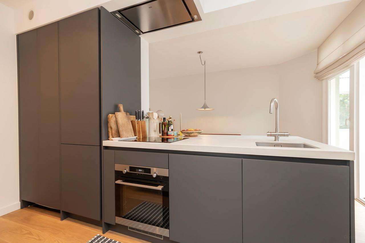 Furnished living in the Helmersbuurt - Image 17