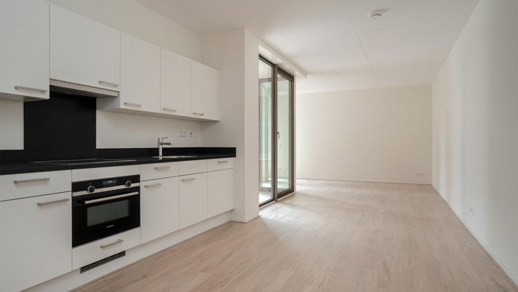 Duurzaam 3-kamer appartement met loggia in Diemen - Afbeelding 2
