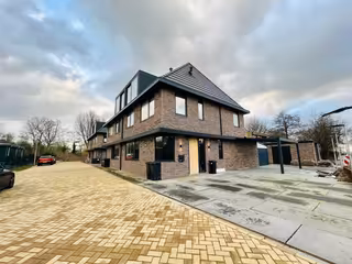 Modern Semi-Detached House in Zwanenburg