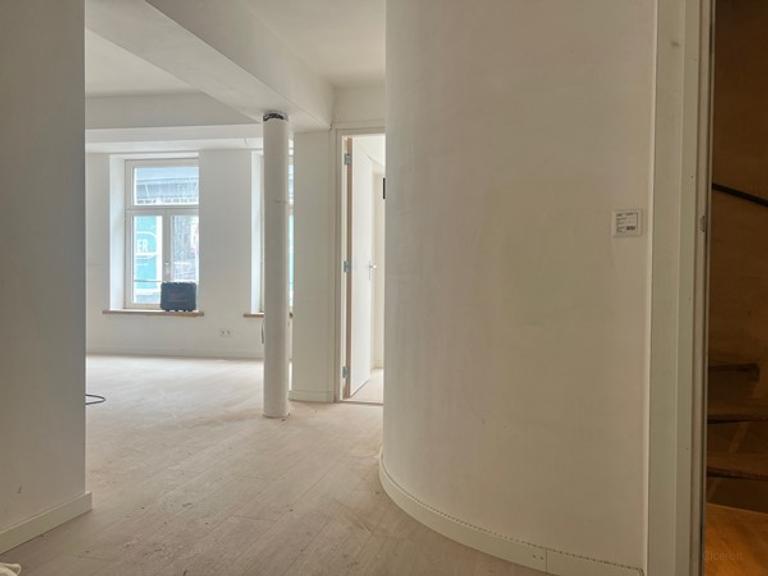 Gerenoveerd appartement Binnenstad - Afbeelding 2