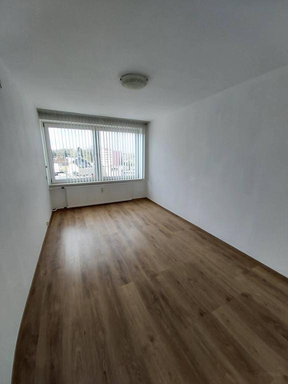 Bright 4-room apartment in the center of Brunssum - Image 12