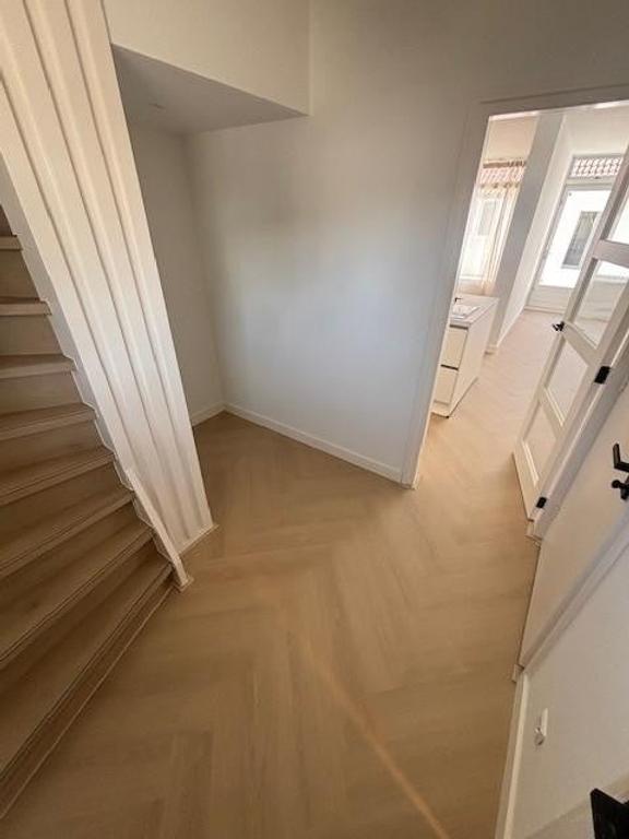 Bright house with garden in Noordwijk - Image 2