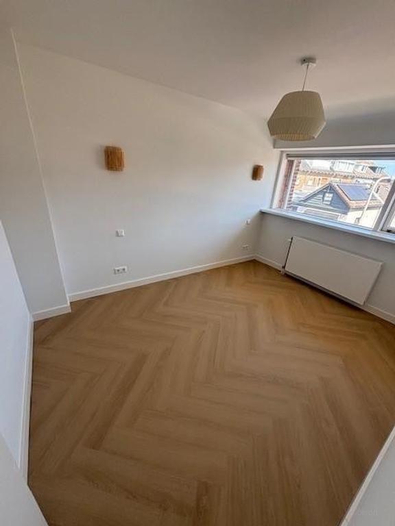 Bright house with garden in Noordwijk - Image 14