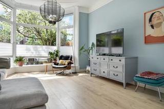 167 m² Townhouse with Garden in Voorburg - Image 6