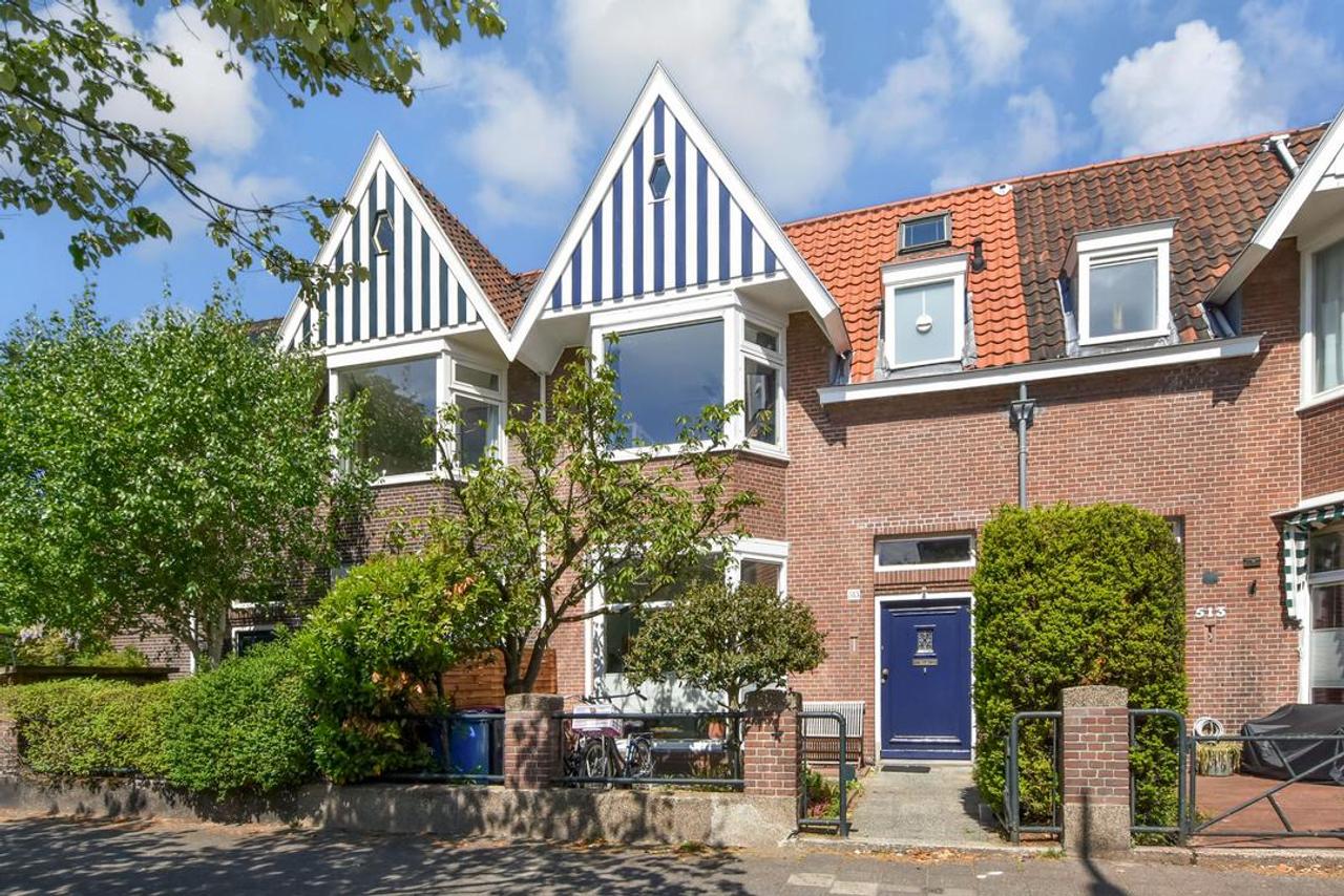 167 m² Townhouse with Garden in Voorburg - Image 1