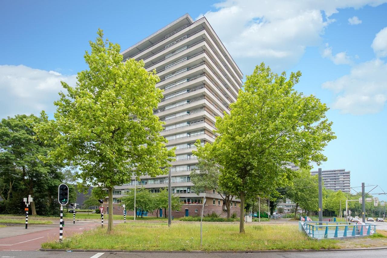 112m² apartment on the 14th floor - Image 23
