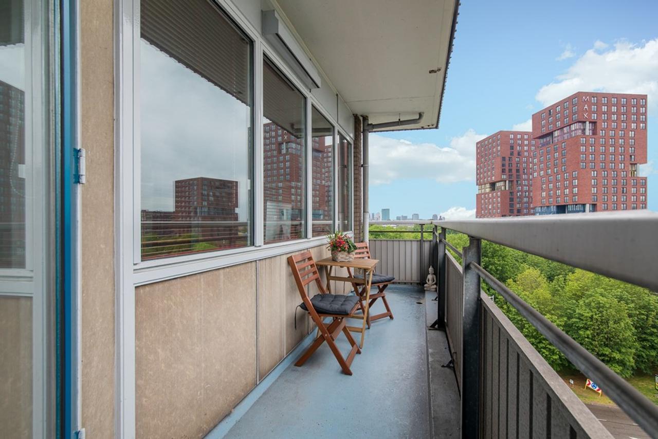 112m² apartment on the 14th floor - Image 9