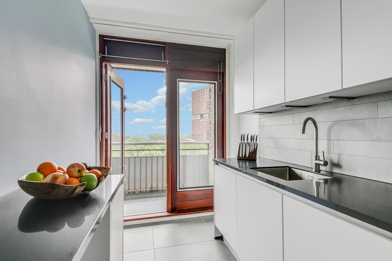 112m² apartment on the 14th floor - Image 13