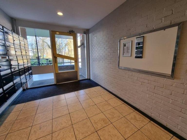 Furnished apartment (84m²) with south-facing balcony in Uithoorn - Image 15