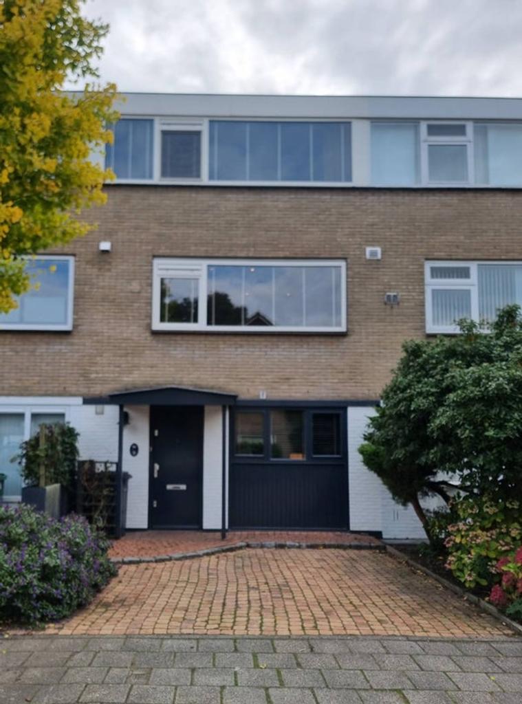 Family Home with Garden in Amstelveen - Image 2