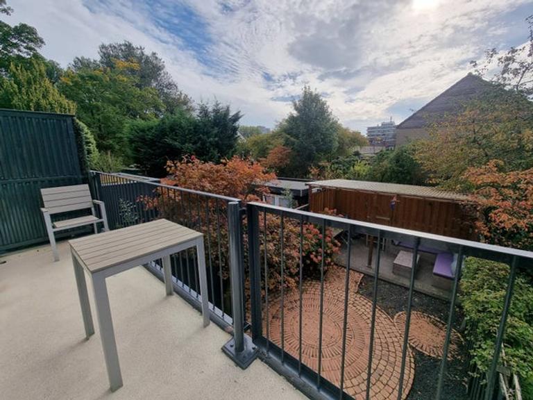 Family Home with Garden in Amstelveen - Image 7